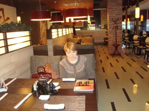 Люба Попова