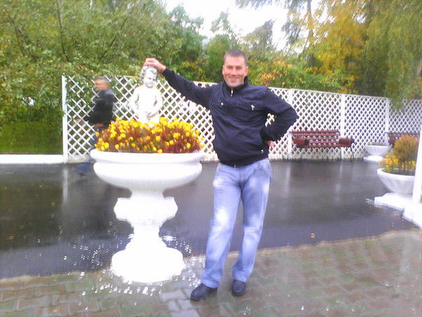 Александр Грущаков