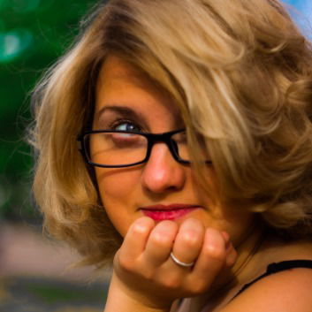 Алёна Глушакова