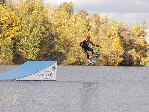 Виктор Кузьмичев