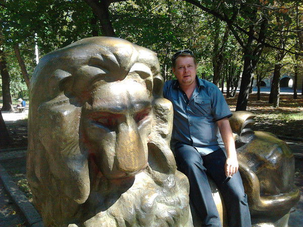 Игорь Белёв