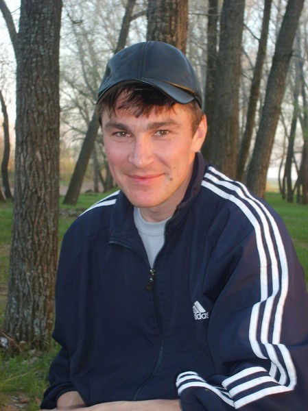 Александр Исаев