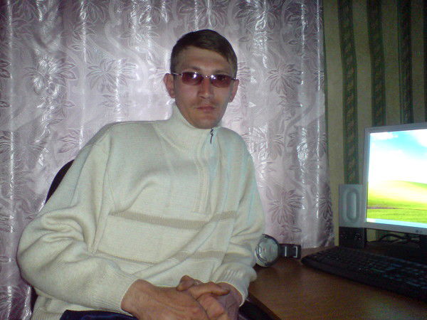 Денис Медведев