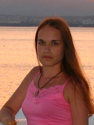 Елена Басова