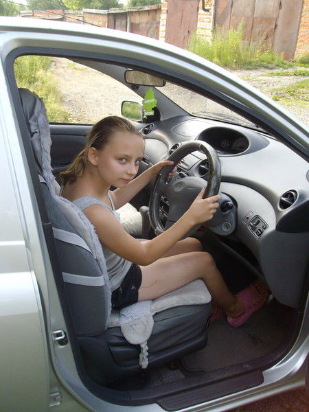 Леруська Леруська***