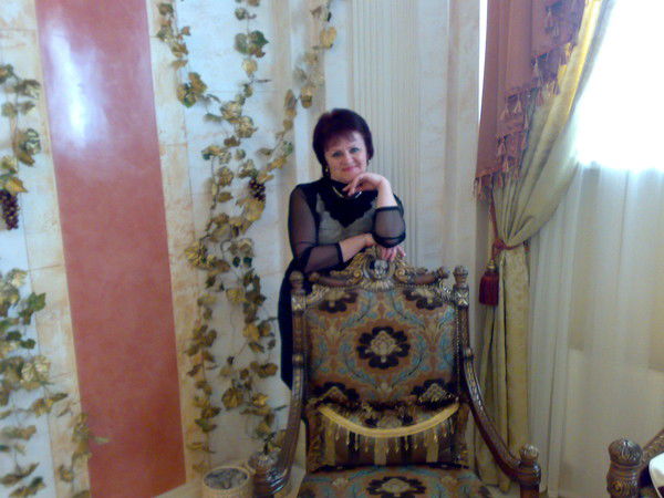 Алина Костенко