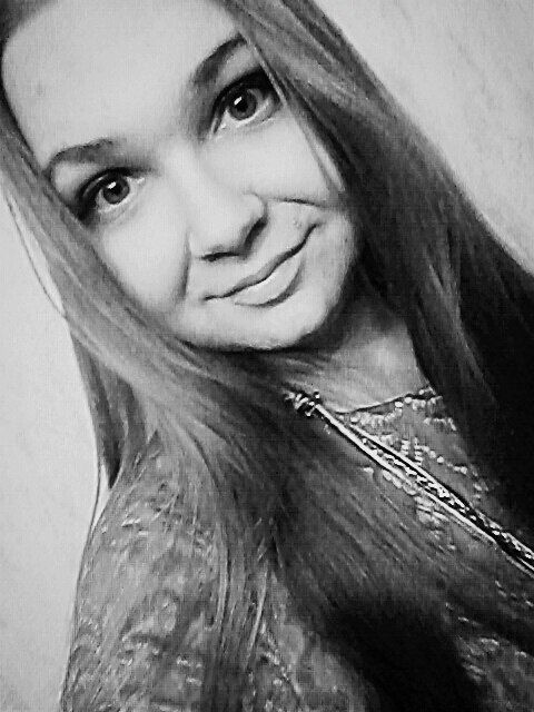 Настя Слуцкая