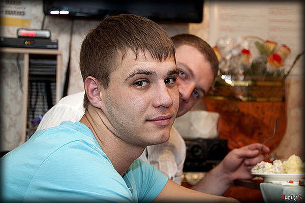 Рома Сапожников