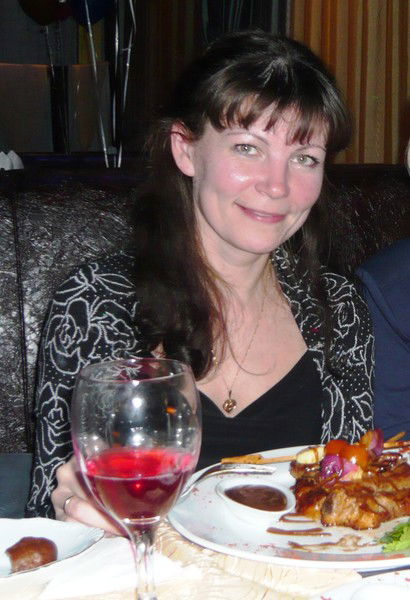 Марина Столбова