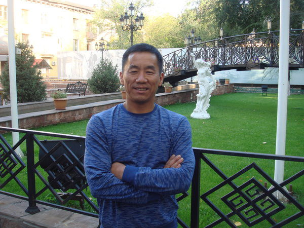 Леонид Хегай