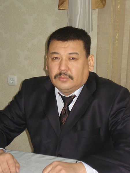 Серик Ахметов
