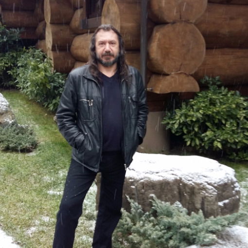 Виктор Самсонов