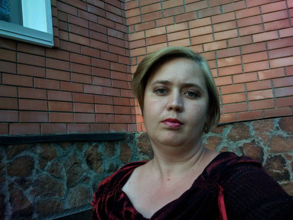 Елена Леонова