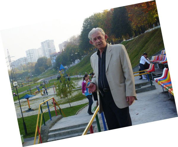 Виктор Каиров