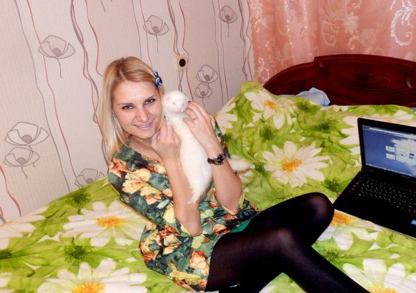 Елена Сырцова