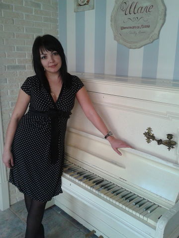 Анюта Булатова