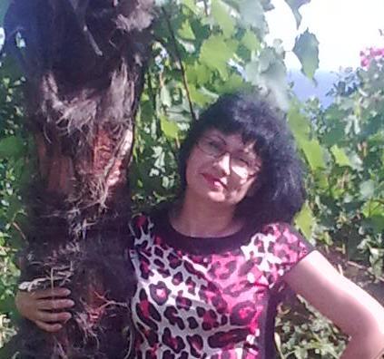 Елена Ларина