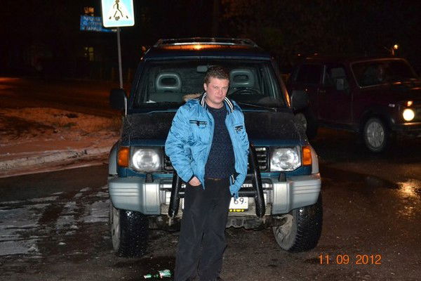 Денис Никитин