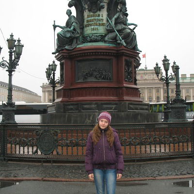 Лера Сулейманова