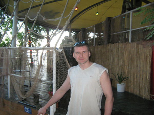 Юрий Мощенко