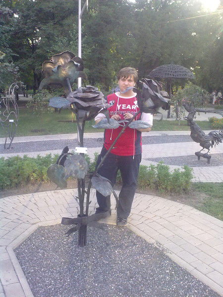 Павел Манаенков