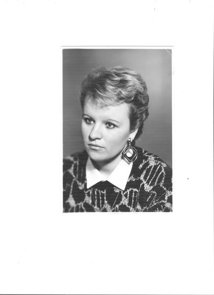 Елена Брекелева