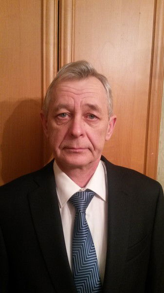 Владимир Акимов