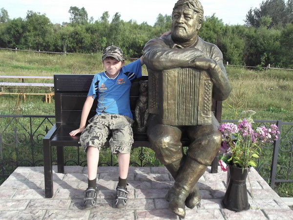 Никита Попов