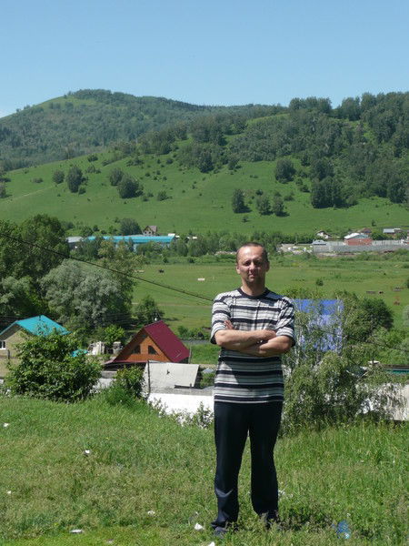 Михаил Артамонов