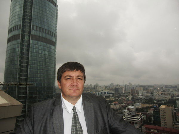 Геннадий Амосенок