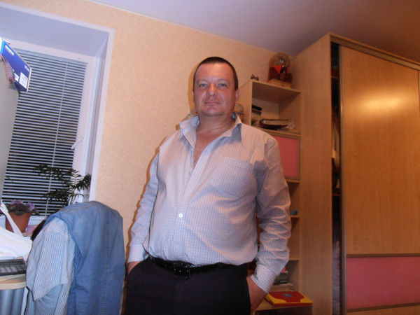 Григорий Голобояр