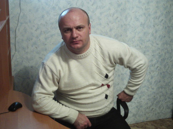 Леонид Артёмов