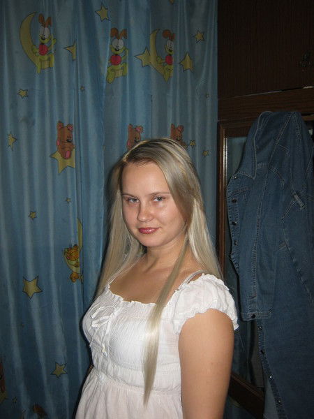 Яна Толопило