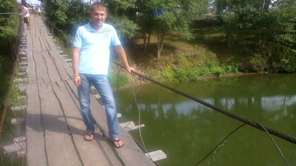 Илья Коновалов