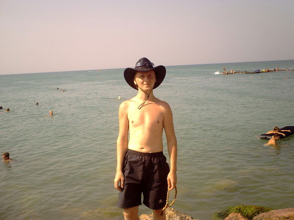 Анатолий Коломоец