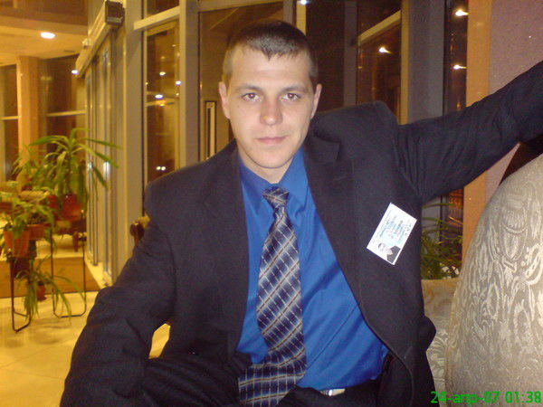 Александр Комлев