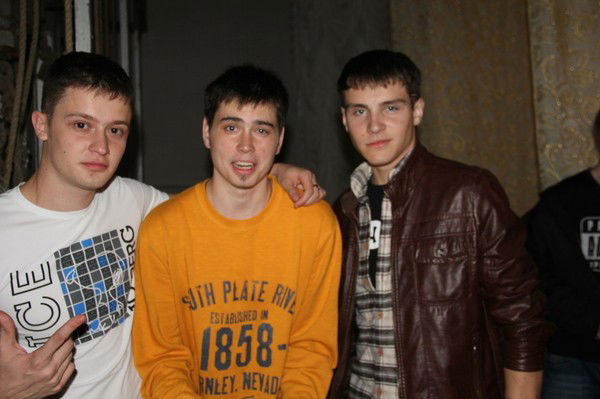 Владислав Шаров