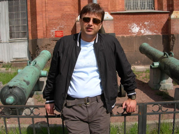 Игорь Кононов