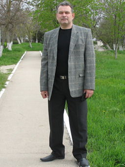 Александр Лазарев