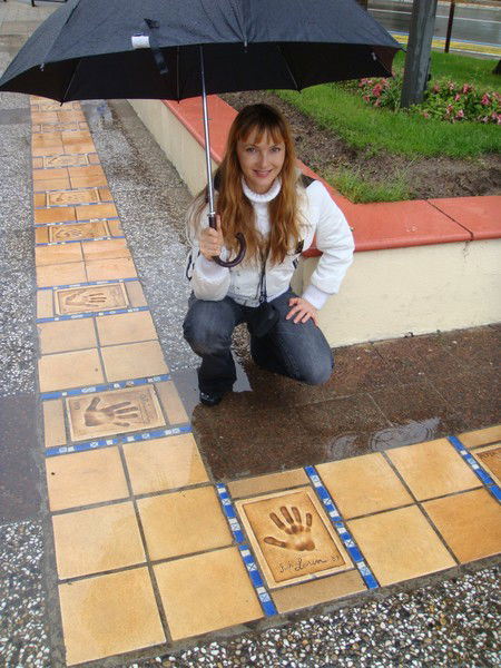 Неизвестно Неизвестно