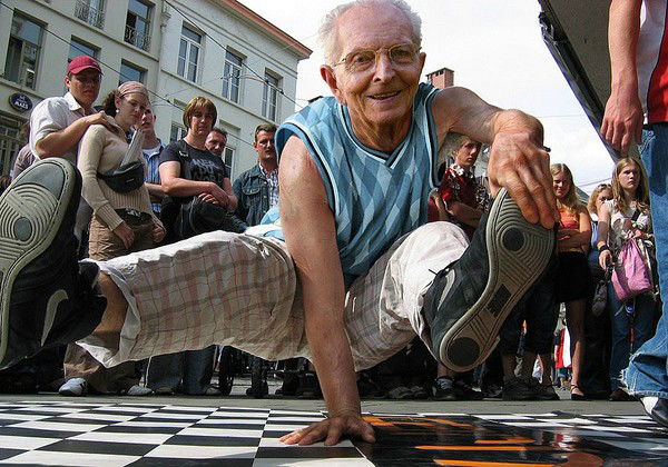 Александр Величко