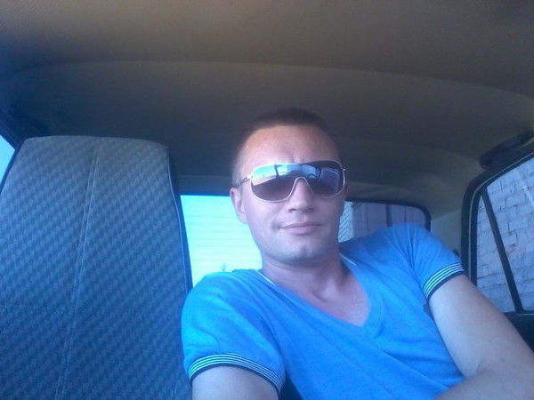 Максим Любопытнов