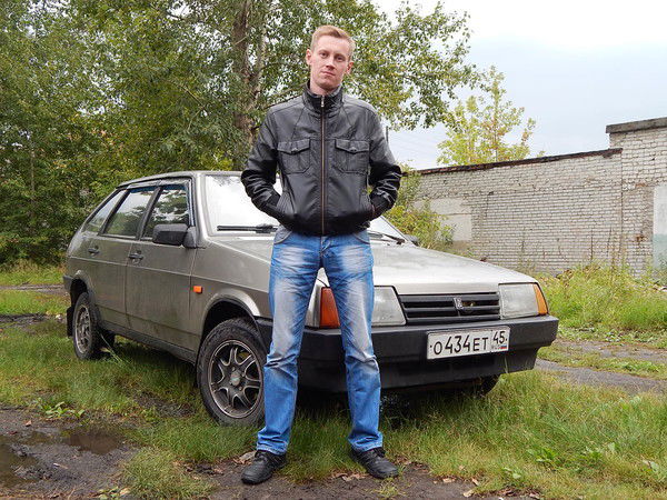 Денис Никулин