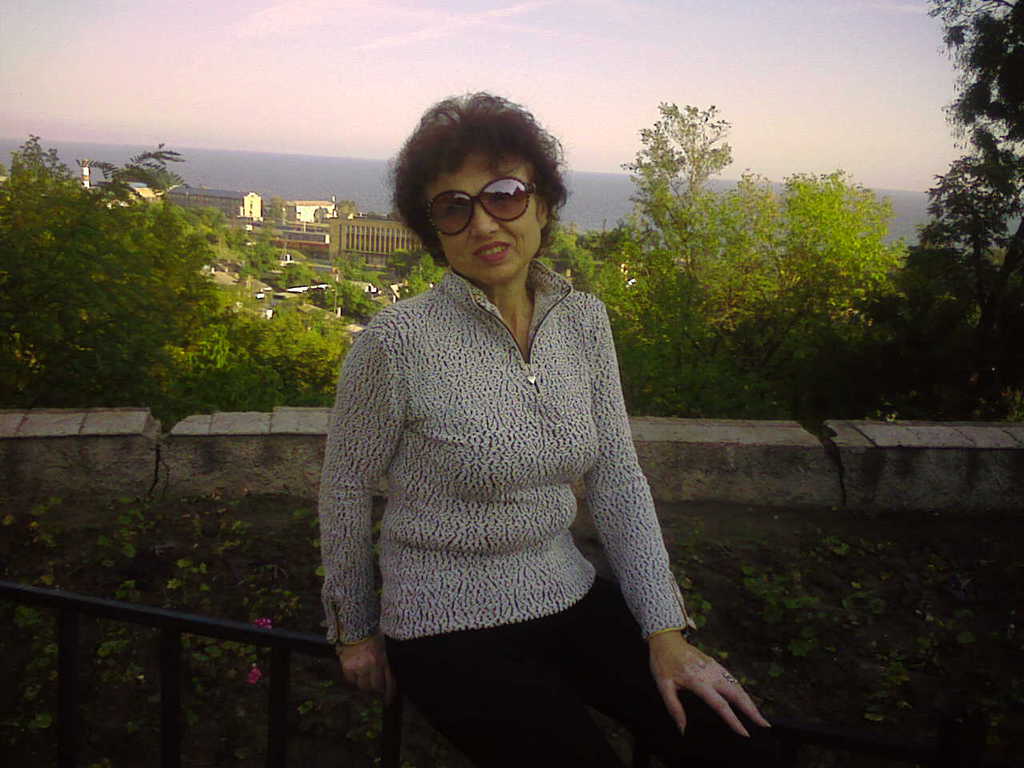 Елена Кушнир