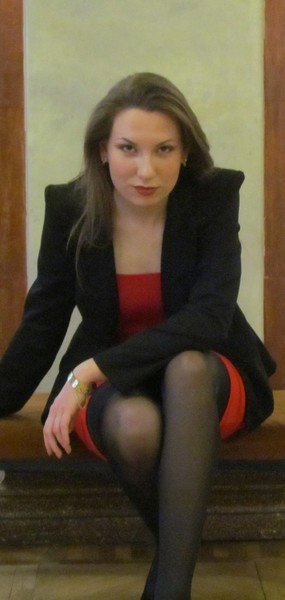 Yana Komelkova