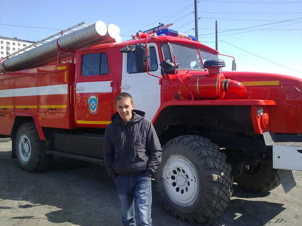 Андрей Глушак