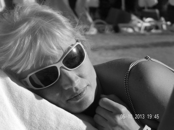 Люда Новикова