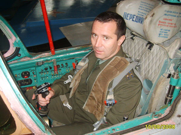 Дмитрий Безруков