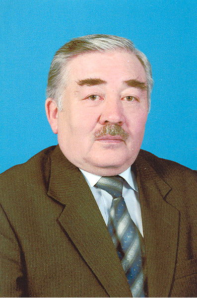Амангельды Апушев