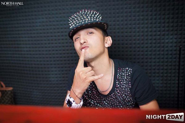 Ануш Махкамов